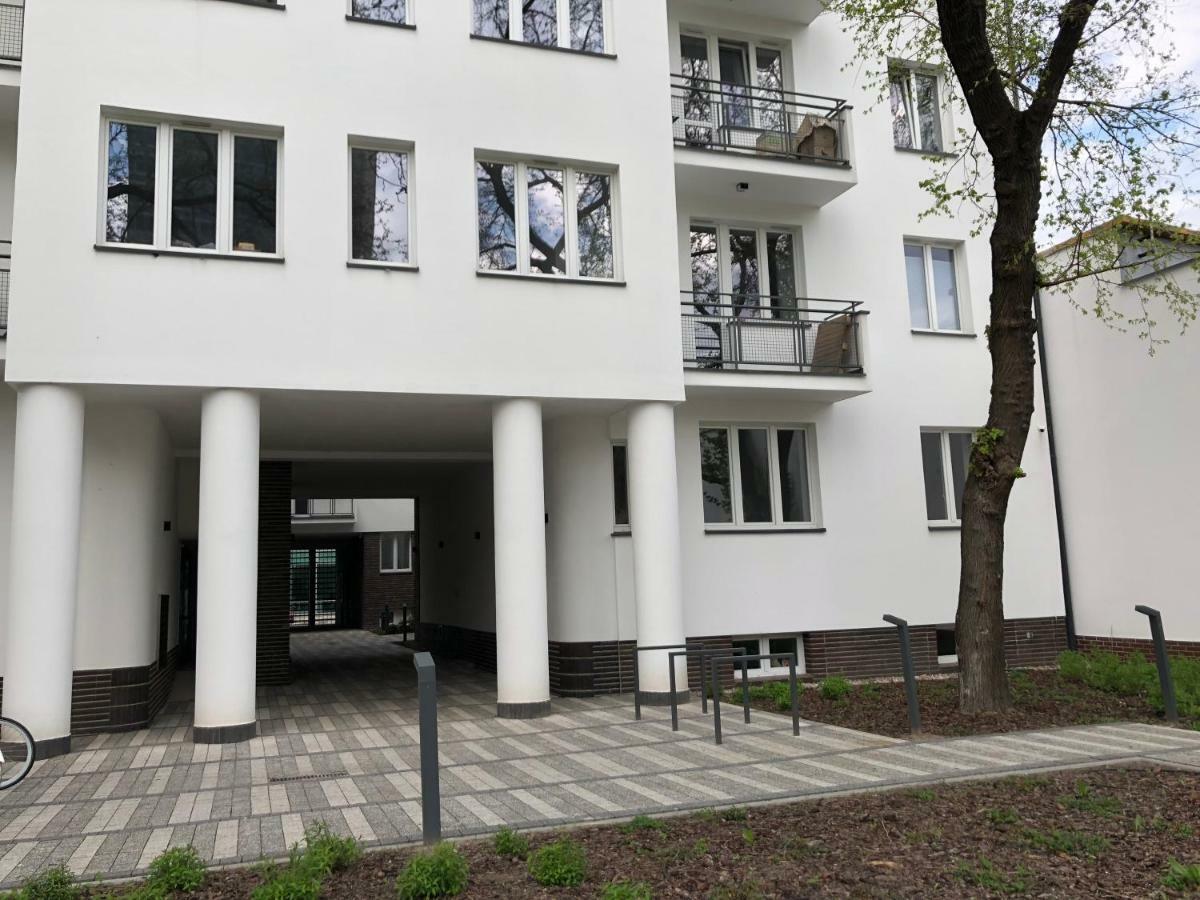 Clicktheflat The Warsaw Rising Museum Apartments 外观 照片